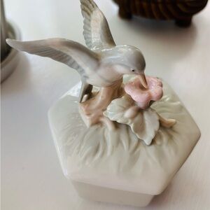 George Good Vintage Porcelain Trinket Box w/ Hummingbird and Hibiscus Flower